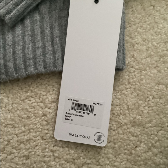 ALO Yoga Light Gray Cable Knit Hoodie - Picture 5 of 5